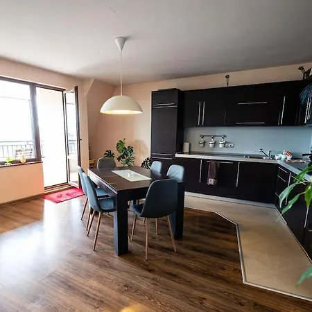 при галя / прекрасен в тих квартал Apartmán Varna