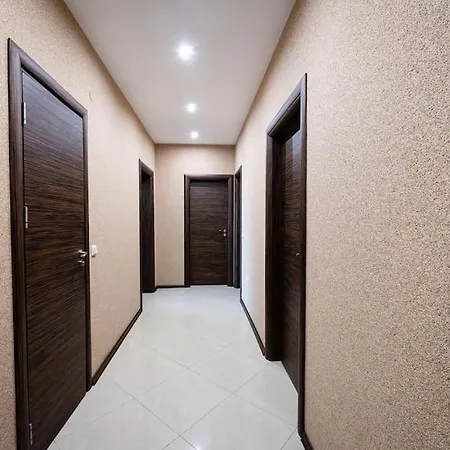 Apartamento при галя / прекрасен в тих квартал